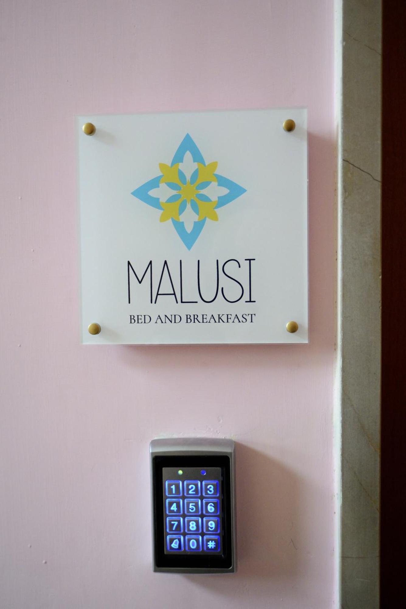 نابولي Malusi B&B المظهر الخارجي الصورة