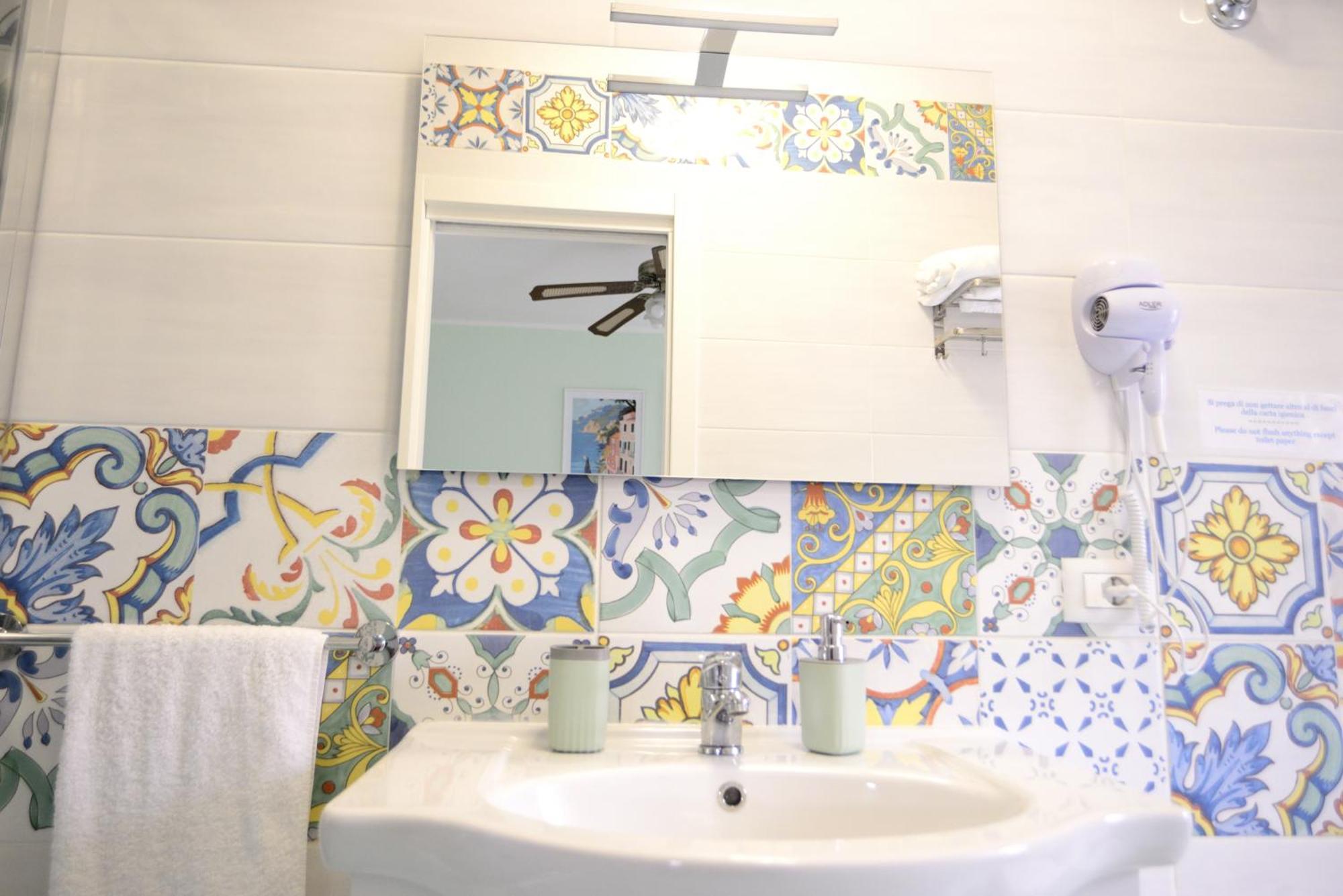 نابولي Malusi B&B المظهر الخارجي الصورة