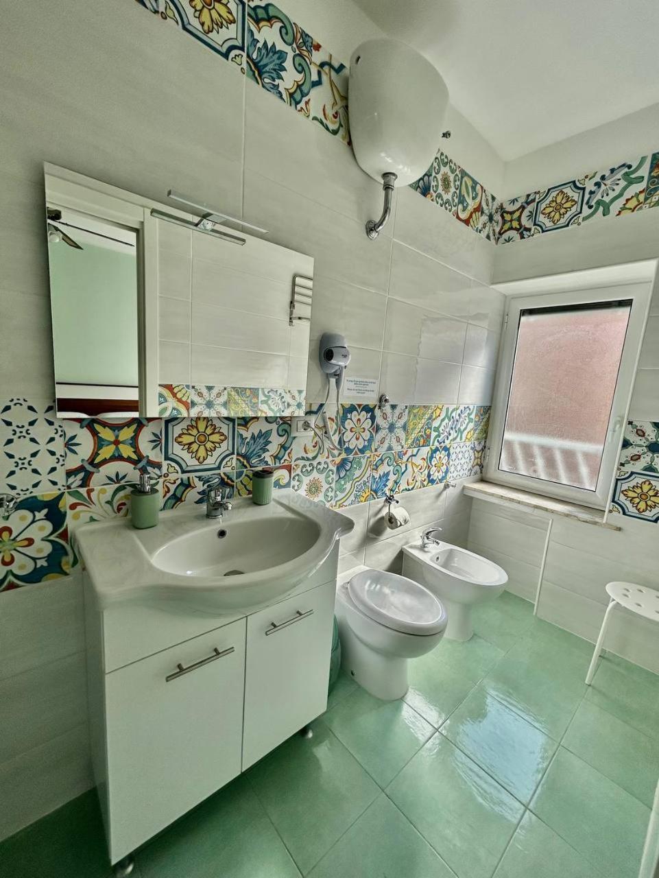 نابولي Malusi B&B المظهر الخارجي الصورة
